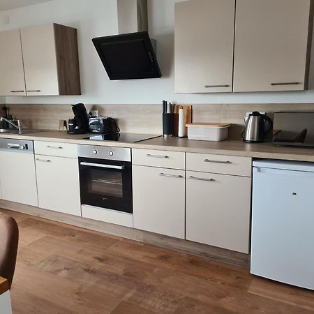 Ferienwohnung In Erftstadt 2 Min Fusslaeufig Zum Bahnhof, Phantasialand, Koeln, Koeln Messe, Eifel Exterior photo