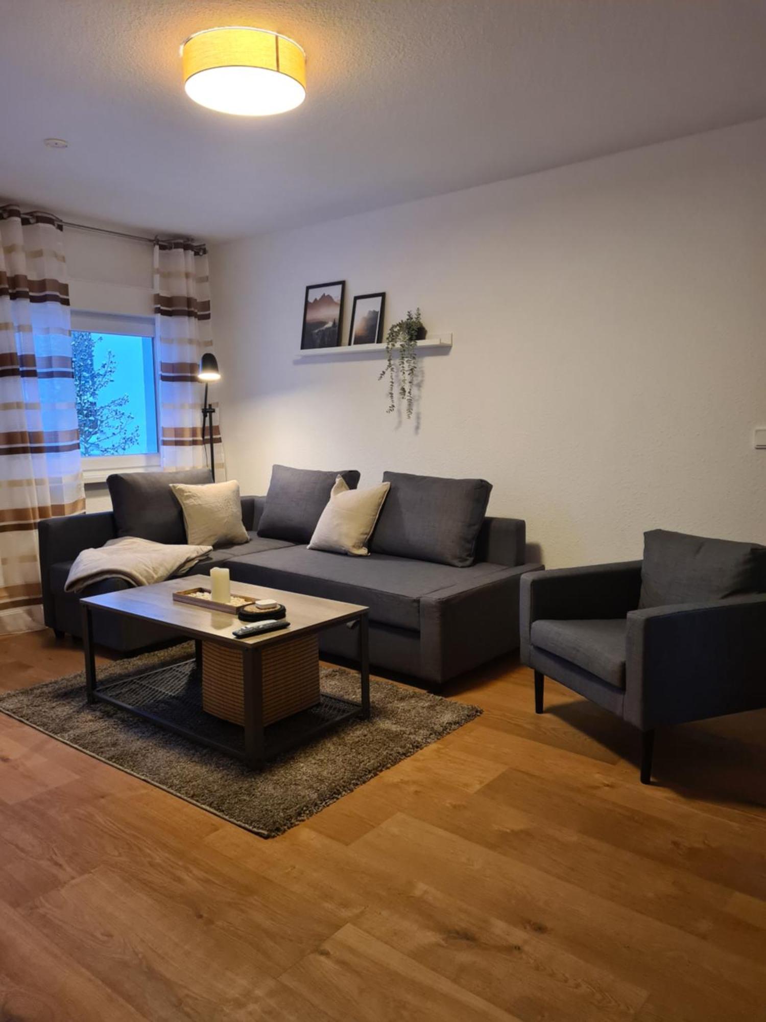 Ferienwohnung In Erftstadt 2 Min Fusslaeufig Zum Bahnhof, Phantasialand, Koeln, Koeln Messe, Eifel Exterior photo